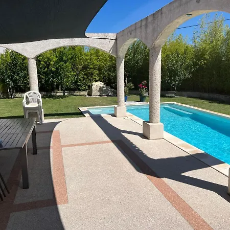 Provencale Proche D'avignon 阿维尼翁新城