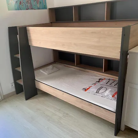 Provencale Proche D'avignon 阿维尼翁新城